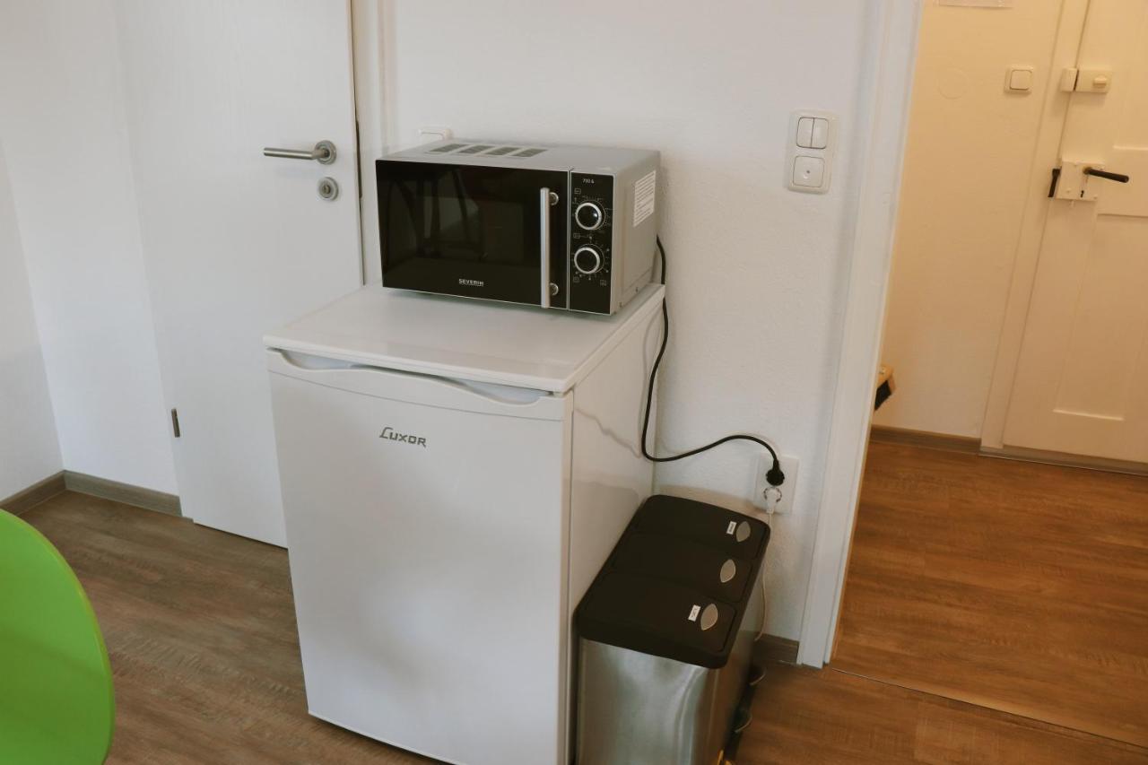 Helles Apartment Fuer 1-2 Pers. Mit Parkplatz Und Wifi Kraiburg am Inn Kültér fotó