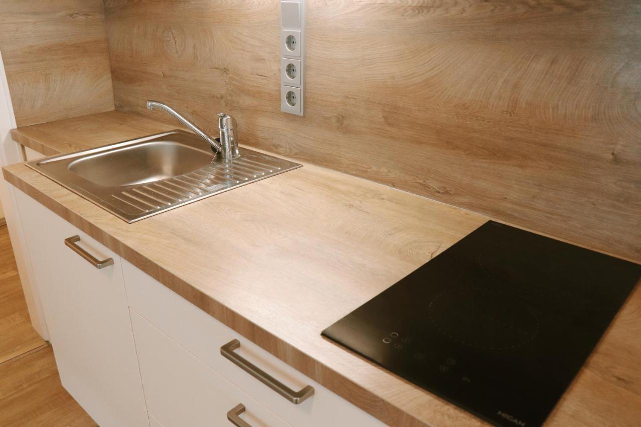 Helles Apartment Fuer 1-2 Pers. Mit Parkplatz Und Wifi Kraiburg am Inn Kültér fotó